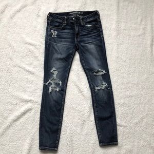 AMERICAN EAGLE SKINNY JEANS